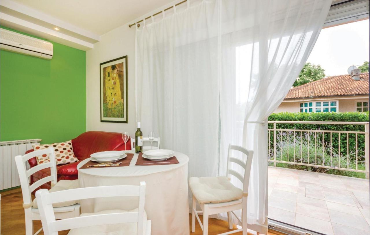 1 Bedroom Amazing Apartment In רייקה מראה חיצוני תמונה
