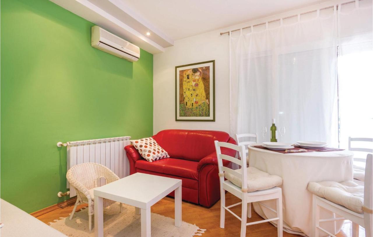 1 Bedroom Amazing Apartment In רייקה מראה חיצוני תמונה